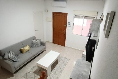 Radhus till salu i Torrevieja, Alicante, Spanien 3 sovrum, 66 kvm. Nr. 149455 - foto 5