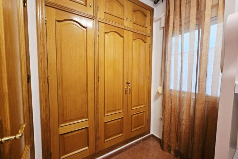 Apartment for sale in Torrevieja, Alicante, Spain 3 bedrooms,  No. 149456 - photo 5