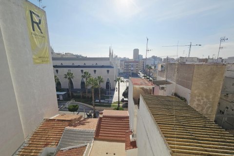 Apartment for sale in Torrevieja, Alicante, Spain 3 bedrooms,  No. 149456 - photo 27