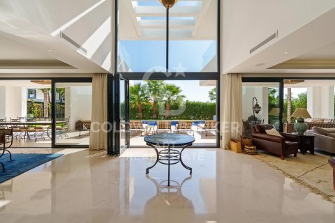 Villa for sale in Marbella, Malaga, Spain 6 bedrooms, 493 sq.m. No. 157438 - photo 9