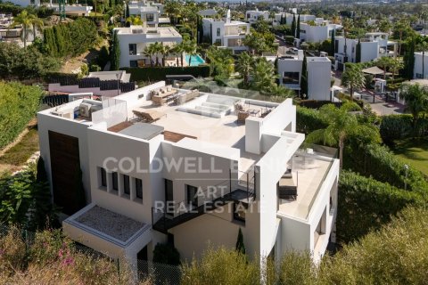 Villa for sale in Marbella, Malaga, Spain 6 bedrooms, 493 sq.m. No. 157438 - photo 25