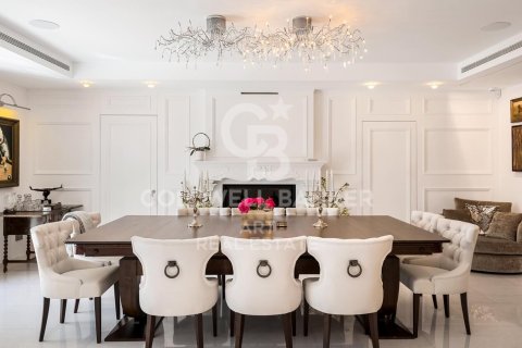 Villa pārdošanā Marbella, Malaga, Spānijā 6 istabas, 660 m2 Nr. 157440 - attēls 1