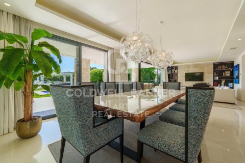 Villa à vendre à Marbella, Malaga, Espagne, 6 chambres, 484 m2 No. 157439 - photo 4