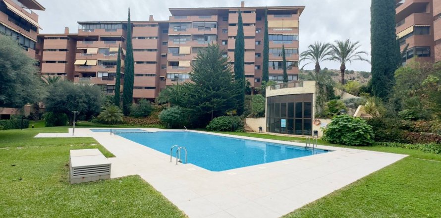 Apartment Alicante, Spain 2 bedrooms, 120 sq.m. No. 118821