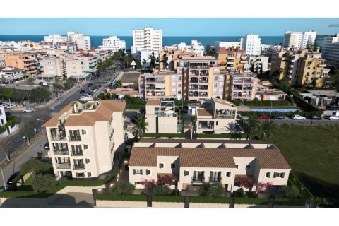 Radhus till salu Cala Millor, Mallorca, Spanien 4 sovrum, 98 kvm. Nr. 110951 - foto 2