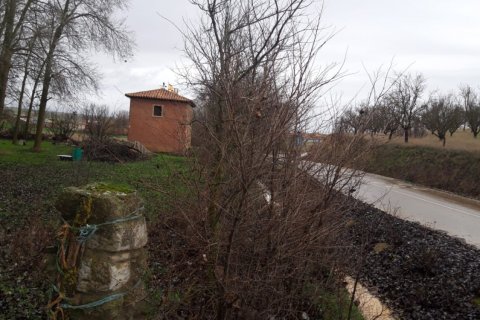 Land plot à vendre à Leon, Espagne, 9805 m2 No. 185308 - photo 6
