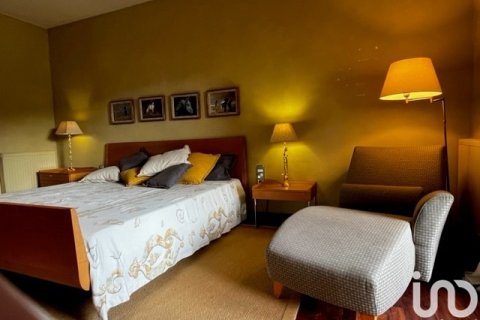 Продажа дома в Бескано, Герона, Испания 4 спальни, 40000м2 №154099 - фото 13