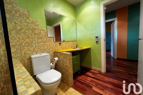 Продажа дома в Бескано, Герона, Испания 4 спальни, 40000м2 №154099 - фото 18