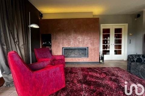 Продажа дома в Бескано, Герона, Испания 4 спальни, 40000м2 №154099 - фото 5