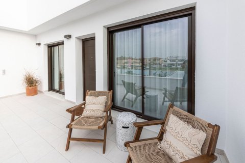 Apartment for sale in Pilar de la Horadada, Alicante, Spain 2 bedrooms, 78 sq.m. No. 145711 - photo 4