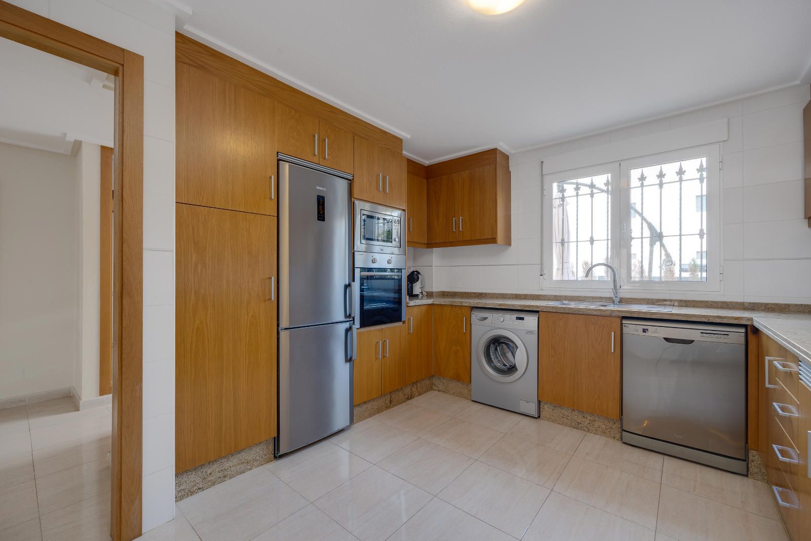 Bungalow in Los Dolses, Alicante, Spain 3 bedrooms, 156 sq.m. No. 114867