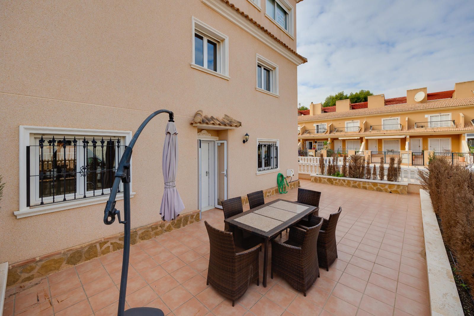 Bungalow in Los Dolses, Alicante, Spain 3 bedrooms, 156 sq.m. No. 114867