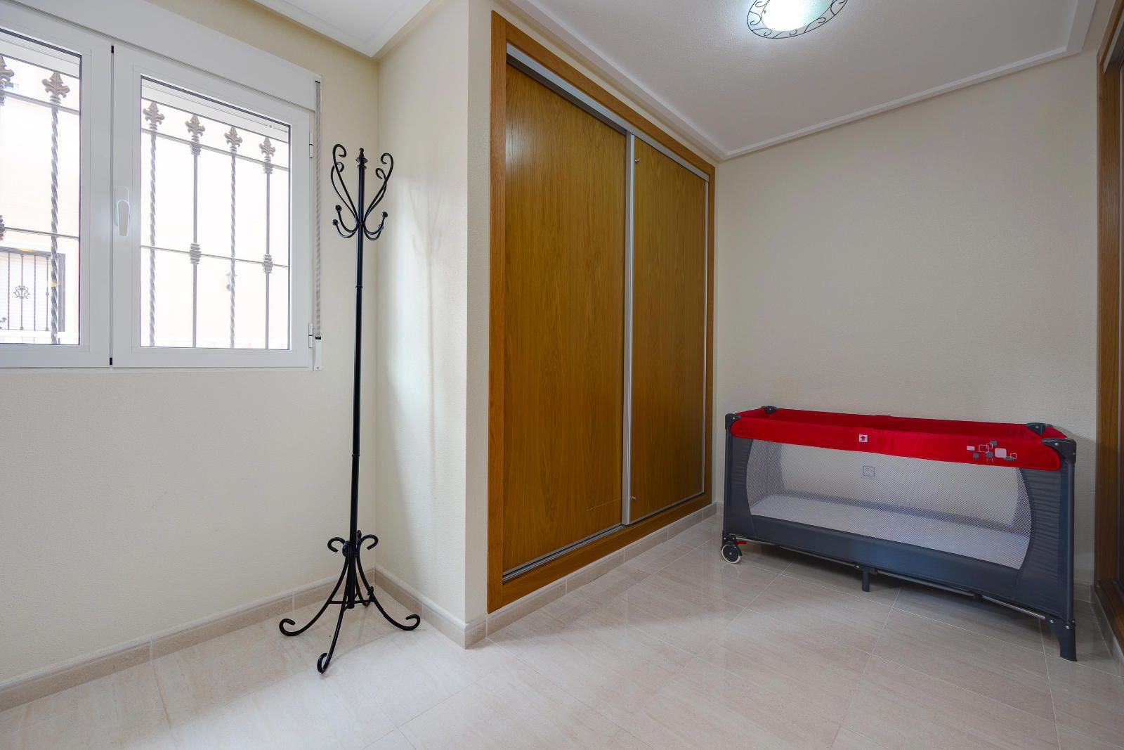 Bungalow in Los Dolses, Alicante, Spain 3 bedrooms, 156 sq.m. No. 114867