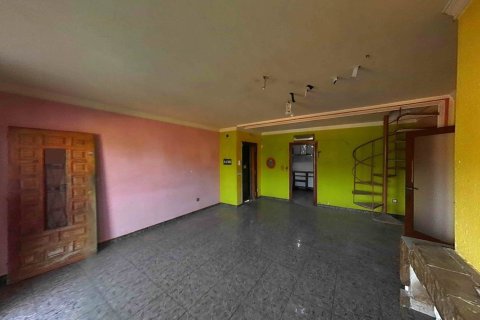 Сasa en venta en Vallirana, Barcelona, España 4 dormitorios, 163 m2 No. 181330 - foto 2