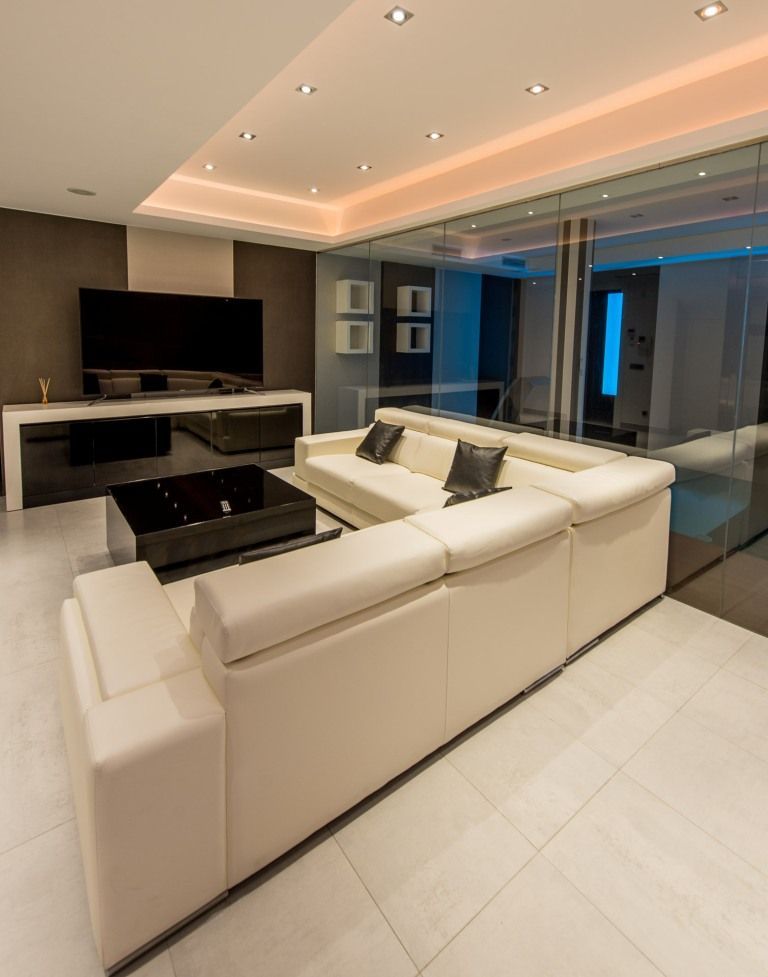 Villa in Calpe, Alicante, Spain 4 bedrooms, 440 sq.m. No. 95681