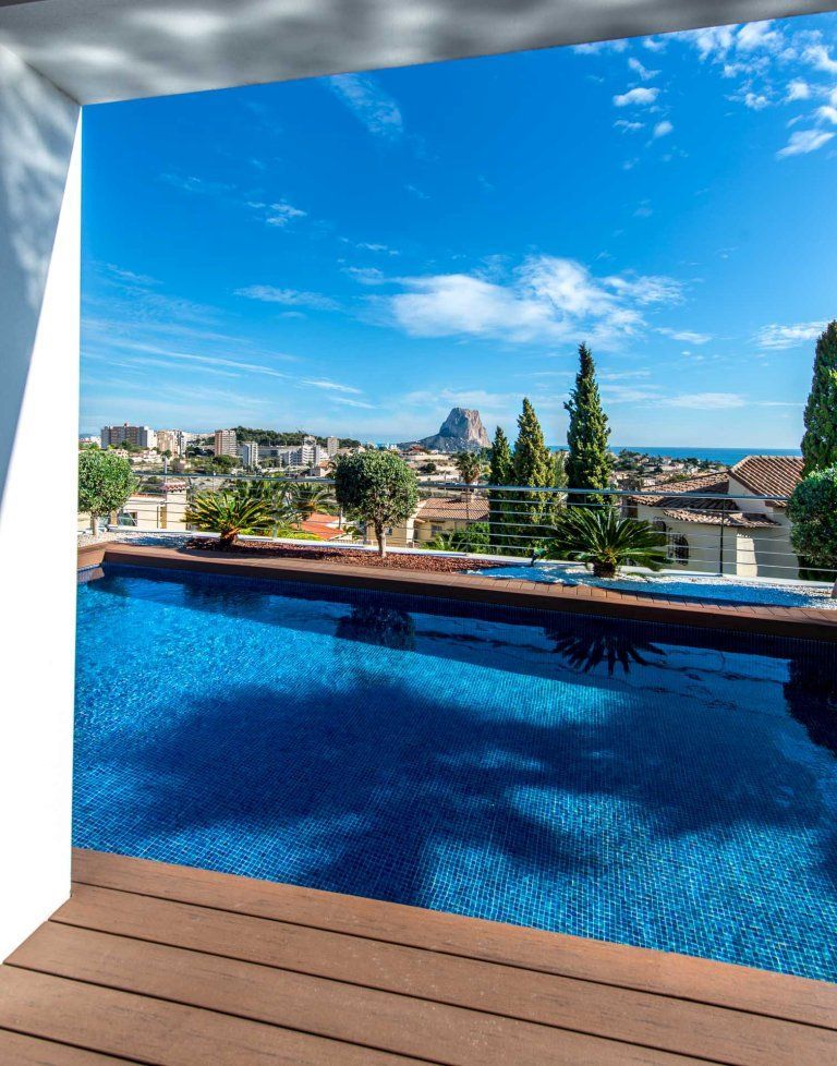 Villa in Calpe, Alicante, Spain 4 bedrooms, 440 sq.m. No. 95681