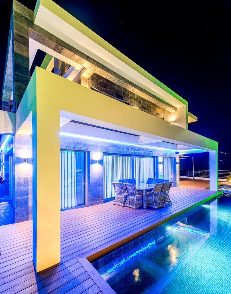 Villa in Calpe, Alicante, Spain 4 bedrooms, 440 sq.m. No. 95681