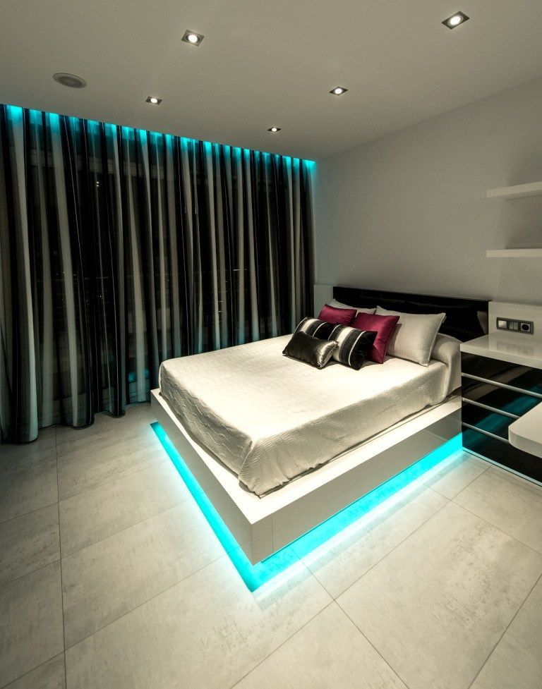 Villa in Calpe, Alicante, Spain 4 bedrooms, 440 sq.m. No. 95681