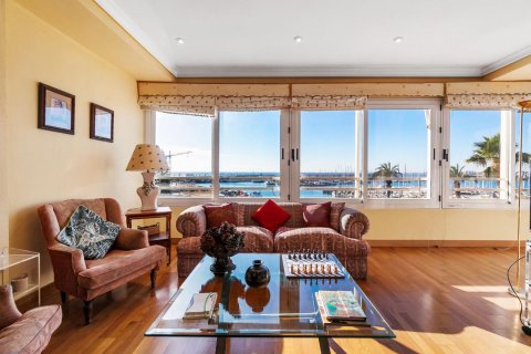 Dzīvoklis pārdošanā Torrevieja, Alicante, Spānijā 128 m2 Nr. 165862 - attēls 2