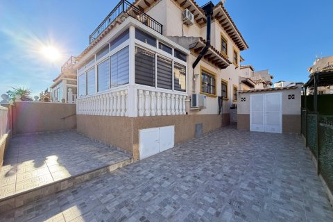 House for sale in Campoamor, Alicante, Spain 2 bedrooms, 82 sq.m. No. 165860 - photo 6