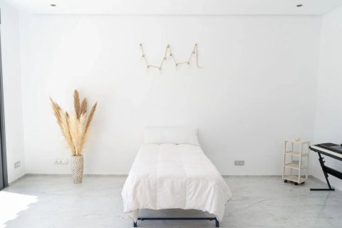 Huvila myytävänä San Roque, Cadiz, Espanja, 5 makuuhuonetta, 712 m2 No. 174432 - kuva 19