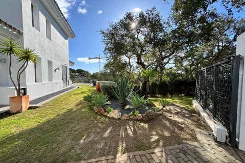 Huvila myytävänä San Roque, Cadiz, Espanja, 5 makuuhuonetta, 712 m2 No. 174432 - kuva 4