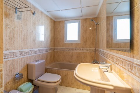 Bungalow for sale in Calpe, Alicante, Spain 1 bedroom, 43 sq.m. No. 193155 - photo 14