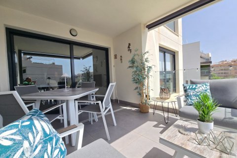Продажа квартиры в Вилламартин, Аликанте, Испания 2 спальни, 62м2 №193153 - фото 2