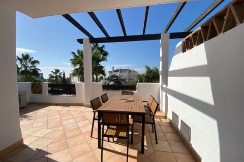 Apartment for sale Estepona, Malaga, Spain 2 bedrooms, 76 sq.m. No. 109544 - photo 8