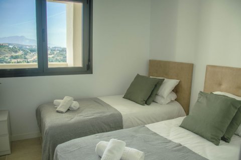Apartment for sale Estepona, Malaga, Spain 2 bedrooms, 76 sq.m. No. 109544 - photo 10