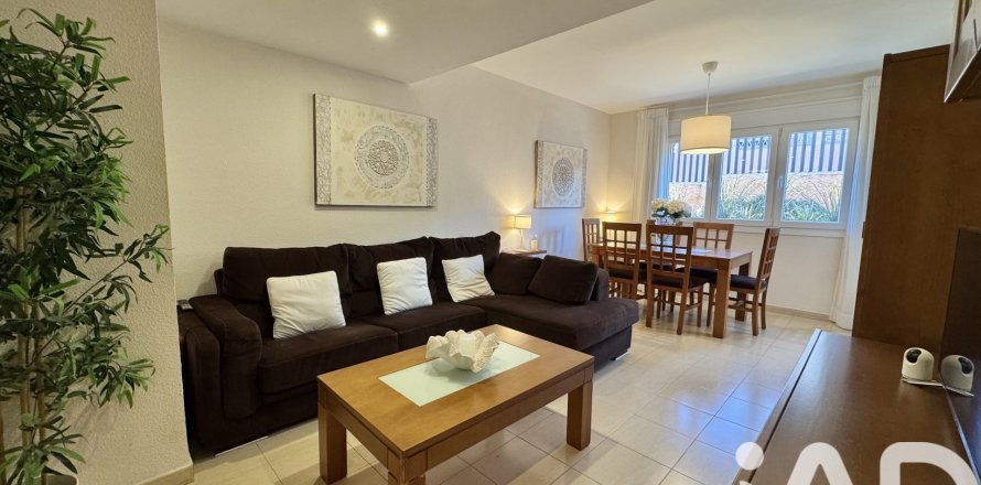 Apartment à Alhaurin de la Torre, Malaga, Espagne 3 chambres, 106 m2 No. 152678