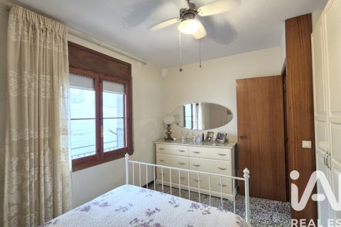 Bliźniak w El Vendrell, Tarragona, Hiszpania 3 sypialnie, 236 mkw. nr 152681 – zdjęcie 14