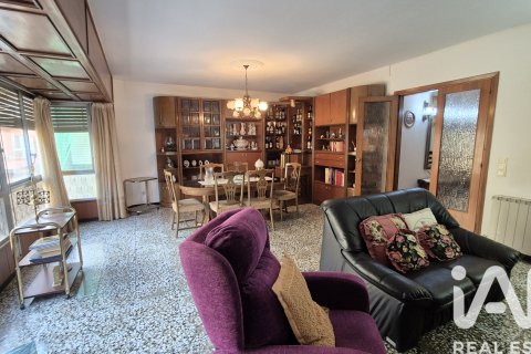 Bliźniak w El Vendrell, Tarragona, Hiszpania 3 sypialnie, 236 mkw. nr 152681 – zdjęcie 28