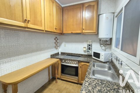 Bliźniak w El Vendrell, Tarragona, Hiszpania 3 sypialnie, 236 mkw. nr 152681 – zdjęcie 11