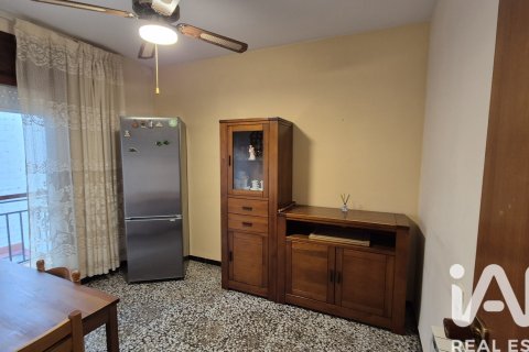 Bliźniak w El Vendrell, Tarragona, Hiszpania 3 sypialnie, 236 mkw. nr 152681 – zdjęcie 21