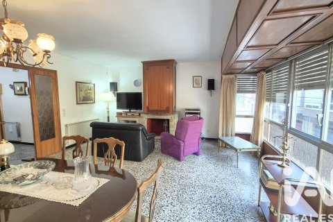 Bliźniak w El Vendrell, Tarragona, Hiszpania 3 sypialnie, 236 mkw. nr 152681 – zdjęcie 6