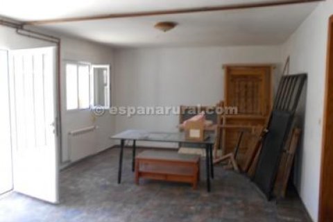 Townhouse for sale in Oria, Almeria, Spain 3 bedrooms, 100 sq.m. No. 184159 - photo 3