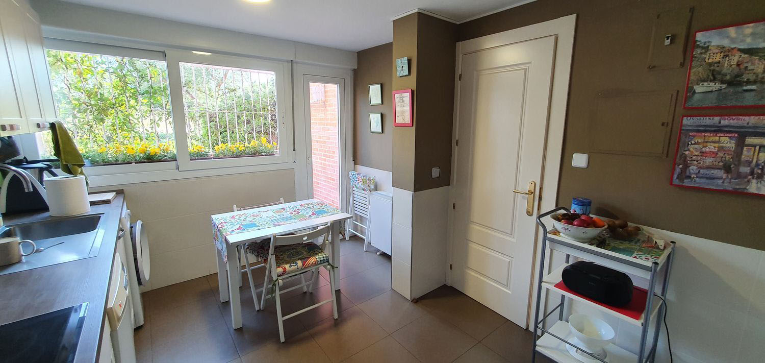 Duplex in Madrid, Spain 4 bedrooms, 220 sq.m. No. 59149