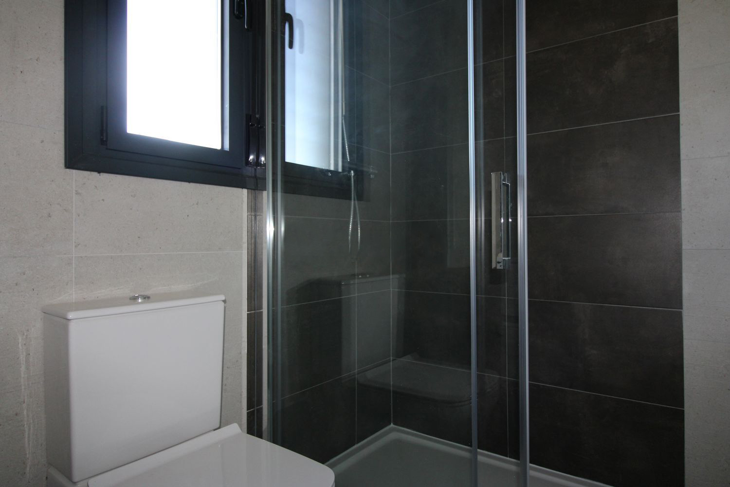 Appartamento a Madrid, Spagna 3 camere da letto, 130 mq. N° 58871
