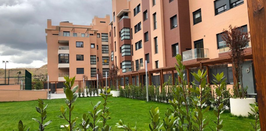 Huoneisto Madrid, Espanja 3 makuuhuonetta, 130 m2 No. 58871