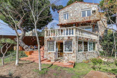 Talo Barcelona, Espanja 3 makuuhuonetta, 212 m2 No. 178431