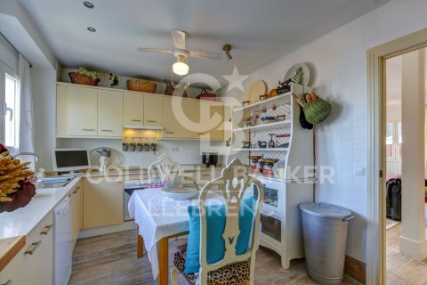 Hus för uthyrning i Barcelona, Spanien 3 sovrum, 212 kvm. Nr. 178431 - foto 16