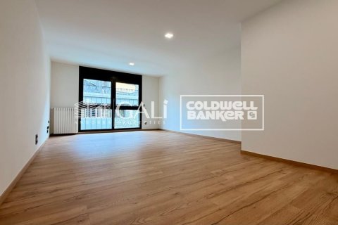 Huoneisto vuokrattavana Principado De Andorra (Ninguna Poblacion Tiene C.P.), Lleida, Espanja, 4 makuuhuonetta, 134 m2 No. 178429 - kuva 2