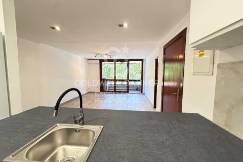 Huoneisto vuokrattavana Valencia, Espanja, 5 makuuhuonetta, 200 m2 No. 178430 - kuva 12
