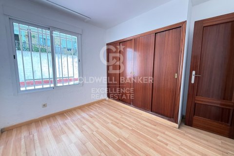 Huoneisto vuokrattavana Valencia, Espanja, 5 makuuhuonetta, 200 m2 No. 178430 - kuva 23