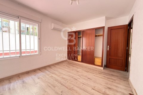 Huoneisto vuokrattavana Valencia, Espanja, 5 makuuhuonetta, 200 m2 No. 178430 - kuva 22