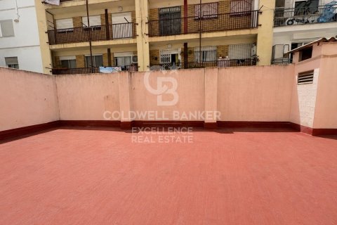Huoneisto vuokrattavana Valencia, Espanja, 5 makuuhuonetta, 200 m2 No. 178430 - kuva 28