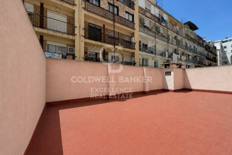 Huoneisto vuokrattavana Valencia, Espanja, 5 makuuhuonetta, 200 m2 No. 178430 - kuva 9