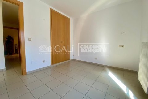 Huoneisto vuokrattavana Principado De Andorra (Ninguna Poblacion Tiene C.P.), Lleida, Espanja, 1 makuuhuone, 50 m2 No. 178428 - kuva 11