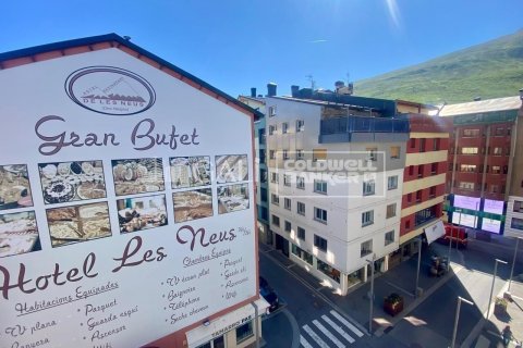 Huoneisto vuokrattavana Principado De Andorra (Ninguna Poblacion Tiene C.P.), Lleida, Espanja, 1 makuuhuone, 50 m2 No. 178428 - kuva 5